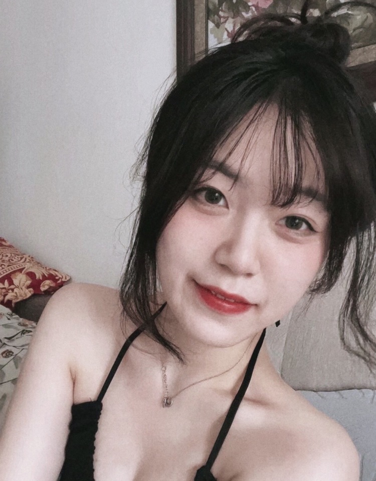 HOLiC-湖南省·衡阳市·石鼓区-***-身高165体重57kg微胖,时间充裕效率高返图快,服装化妆品饰品都可接谢谢啦