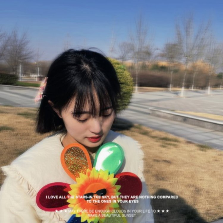 biu~-河北省·邯郸市·大名县-抖音 快手-希望可以接清新甜美校园风格的服装,手饰,化妆品,包包,鞋子都可以,下面请看照片