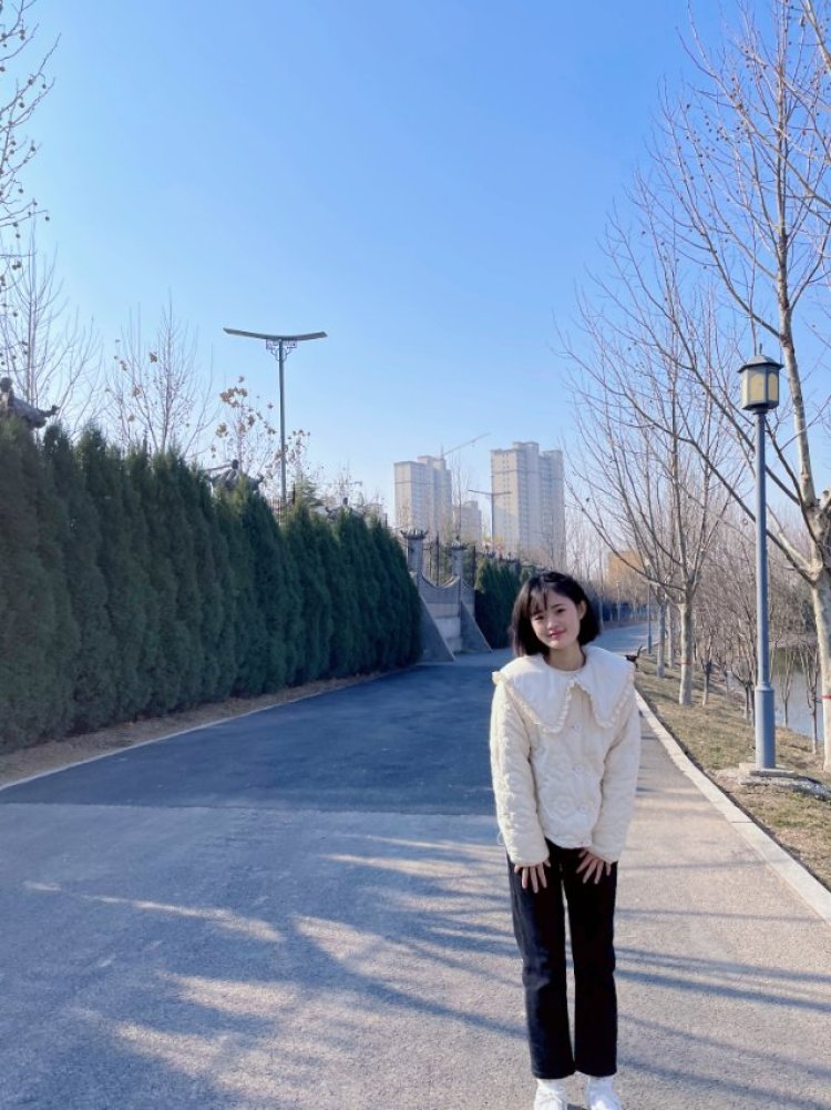 biu~-河北省·邯郸市·大名县-抖音 快手-希望可以接清新甜美校园风格的服装,手饰,化妆品,包包,鞋子都可以,下面请看照片