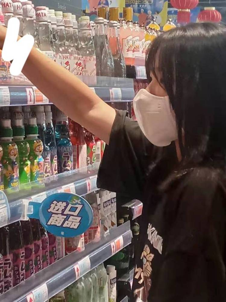 笑个屁-浙江省·绍兴市·诸暨市-抖音 ***-接拍 衣服首饰包包鞋子都可以
身高160体重84
费用可商量
接寄拍