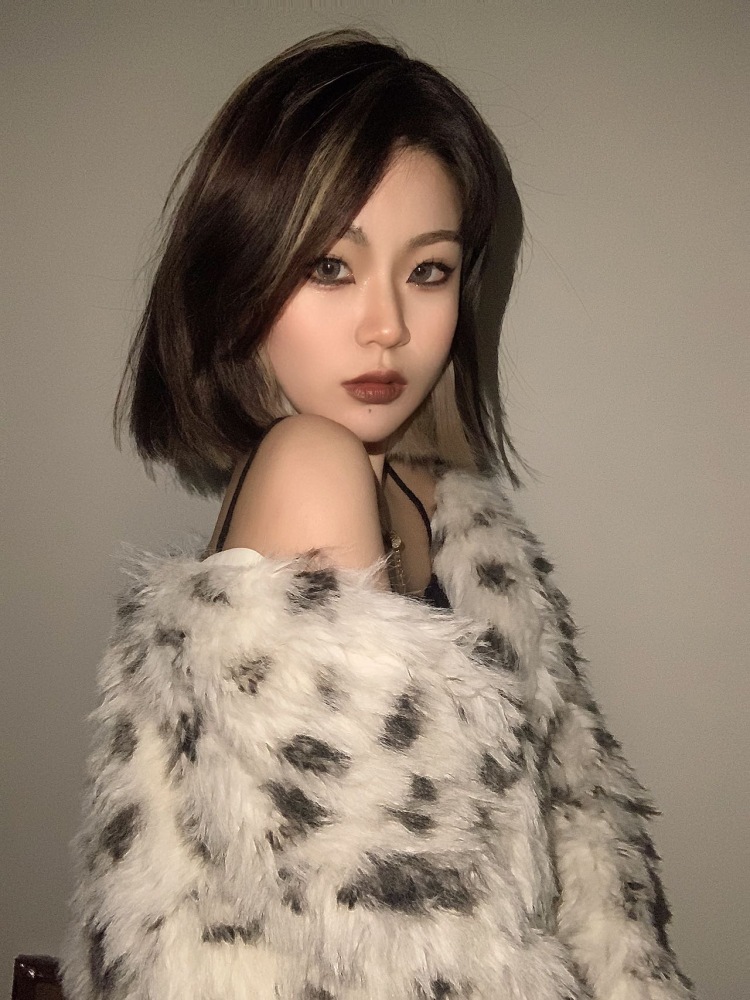 Jik--黑龙江省·鸡西市·鸡冠区--寄拍买家秀 风格均可 费用可协商 服装饰品等等
期待和诚信卖家合作