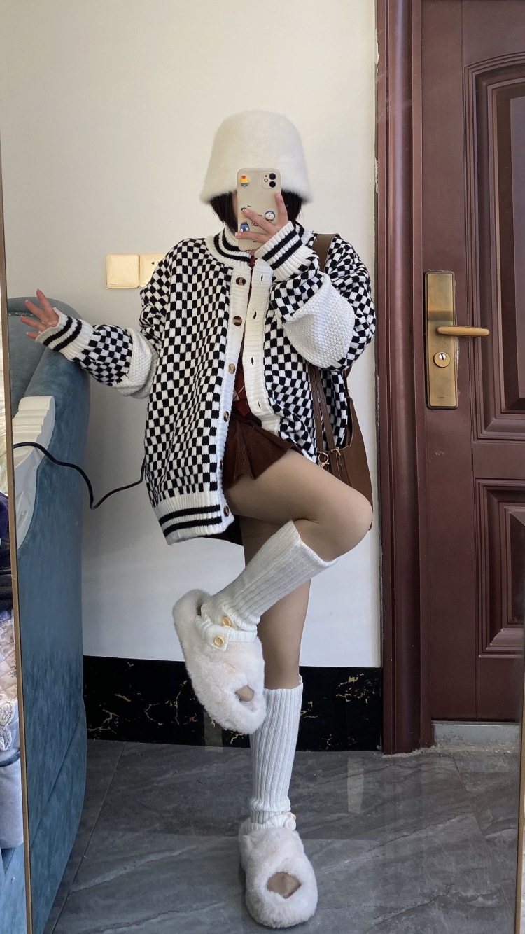 Meng-云南省·昭通市·镇雄县-*** 快手-接👔👖👟美瞳彩妆等 接寄拍送拍网拍等（小红🍠快s均可同步）