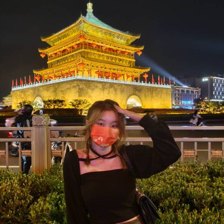 夸-陕西省·西安市·雁塔区-无-接寄拍 网拍 买家秀 照片 出图快 饰品 各种风格都可驾驭 平面模特兼职 会化妆可接化妆品