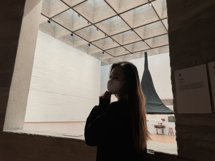 .-山西省·太原市·小店区--设计学专业 学过摄影、ps修图软件 责任心强 做事不求完美 只尽力做到最好 有意者可合作 抖音***微博都有在玩