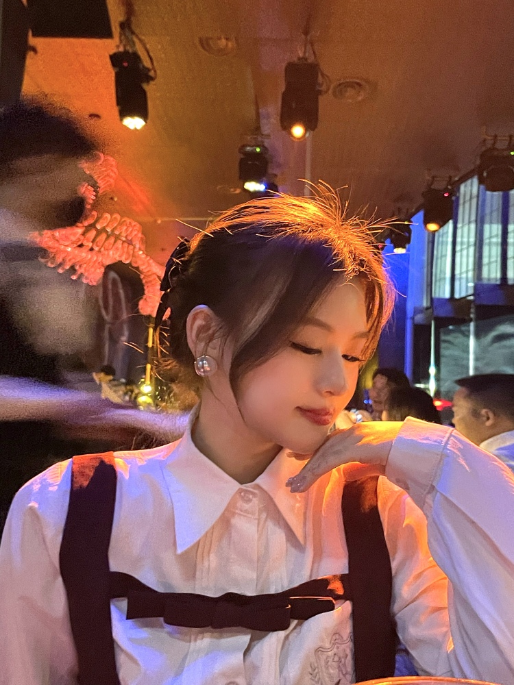 林茜-广东省·东莞市·寮步镇-***抖音-158小个子女生接寄拍,买家秀,各种风格衣服均可,配饰日用品护肤品化妆品