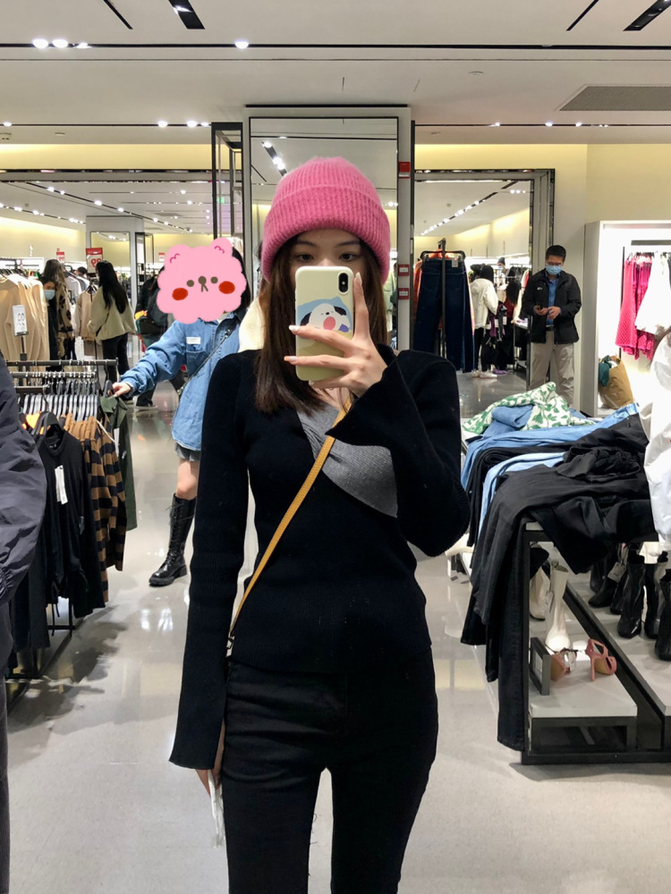 FRAME-广东省·广州市·白云区-微博抖音***-拍照修图剪辑等 出图快且高级自然 不满意可重拍 163cm 44kg