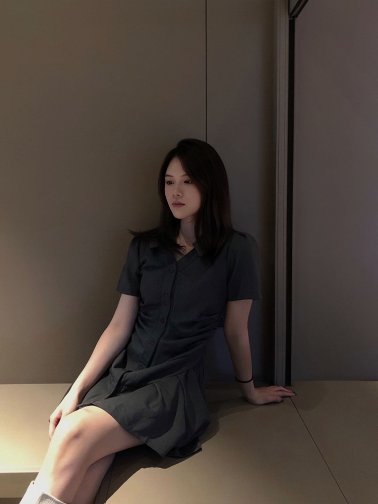 FRAME-广东省·广州市·白云区-微博抖音***-拍照修图剪辑等 出图快且高级自然 不满意可重拍 163cm 44kg