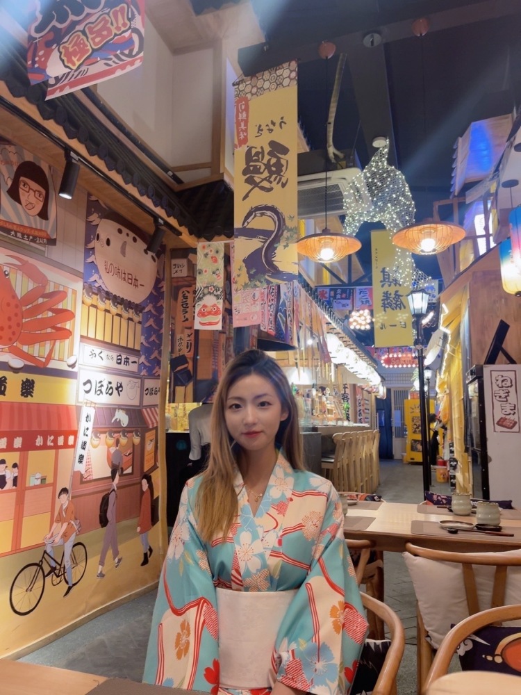 🖤-山西省·太原市·迎泽区--接寄拍 饰品 包包 衣服 化妆品 美瞳……
本人身高172体重108
各种风格都可以驾驭
可露脸/不露脸