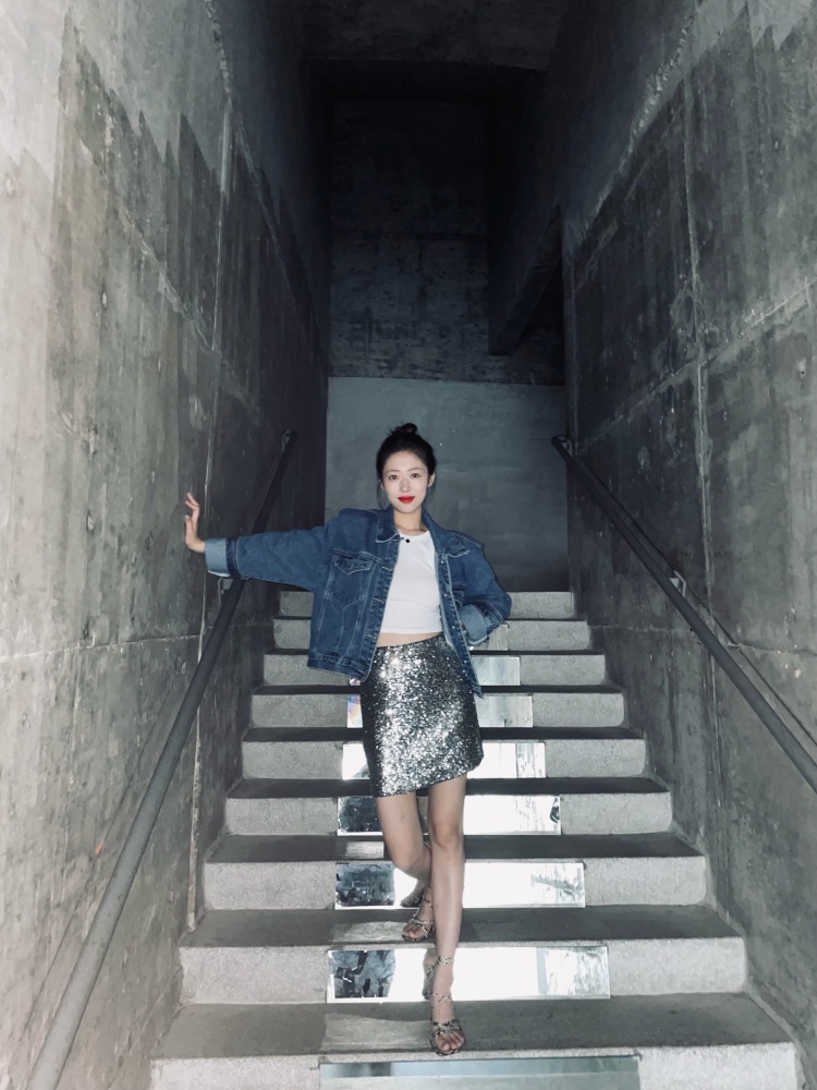 xixi💕-河南省·三门峡市·湖滨区--接寄拍,周边线下拍,会唱歌弹琴,事少能吃苦,多来一些单子砸我吧!身高160 体重43kg