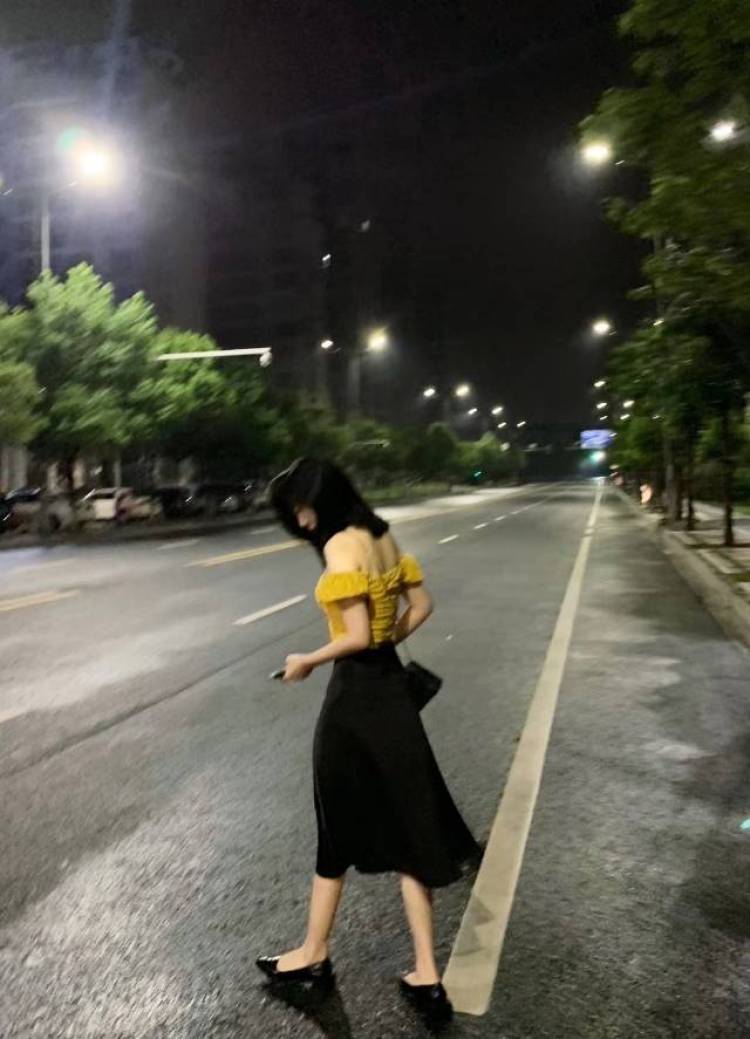 Zz-河南省·三门峡市·湖滨区--本科毕业生 身高 167体重94 音乐生 擅长声乐
性格好相处 喜欢拍相片 有意可以跟我联系!