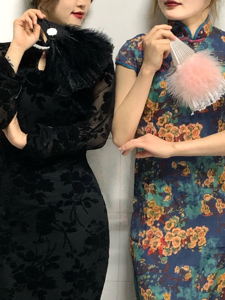 馨窈-甘肃省·平凉市·崆峒区--可接寄拍送拍 服装 饰品图 口红测评 鞋子模特图 可修改 自带后期修图 出图快 多样风格 可商量