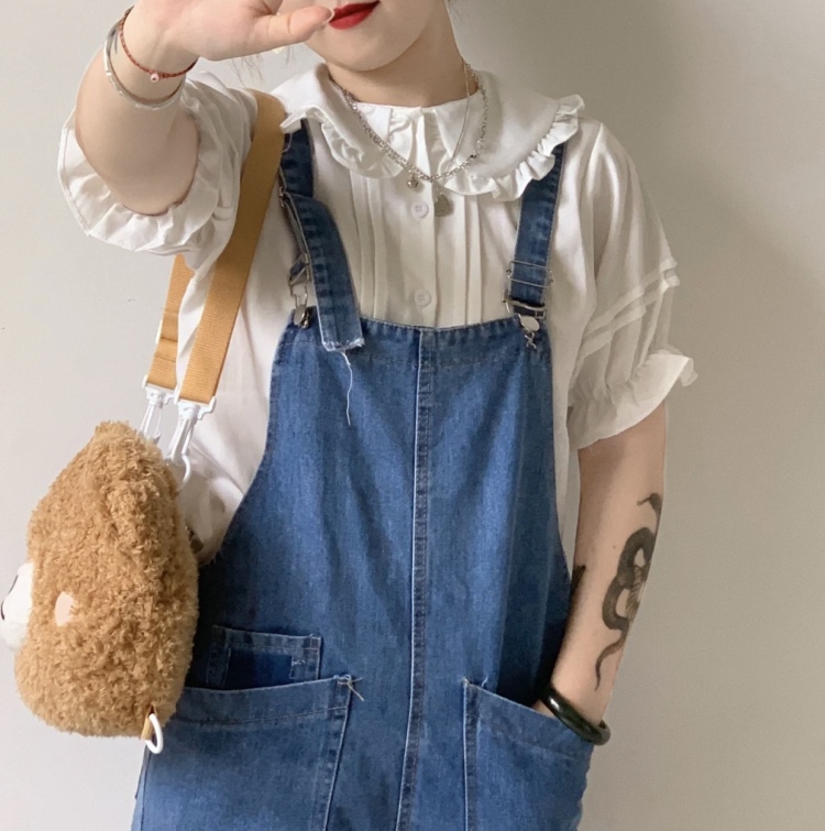 馨窈-甘肃省·平凉市·崆峒区--可接寄拍送拍 服装 饰品图 口红测评 鞋子模特图 可修改 自带后期修图 出图快 多样风格 可商量