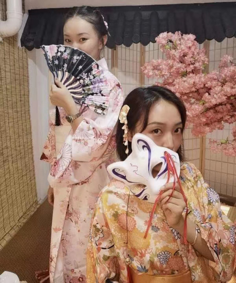 乌丽雅苏-内蒙古自治区·呼伦贝尔市·海拉尔区-抖音-身高165
体重55kg
年龄25
会p图 质量高 出图快