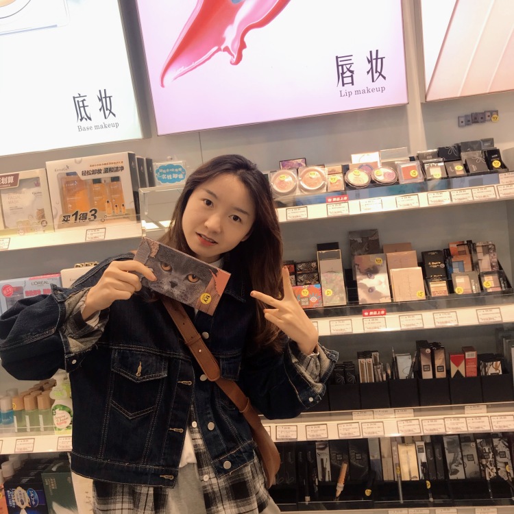 一何-重庆市·重庆市·南岸区-抖音、微博、***、B站-会拍摄剪辑修图,体重88身高164,可接买家秀、种草测评,视频创作等等