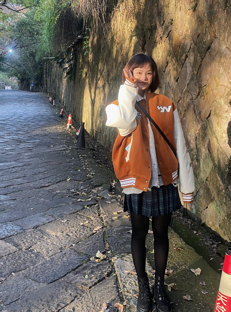 瘦肉丸儿-浙江省·台州市·天台县-抖音|微博|***-姓名:孙孙
身高:163
体重:96
爱好:拍照、和别人讲话、刷淘宝看抖音
希望接到寄拍、买家秀或者直播,会自己p图
所在地区:浙江台州天台