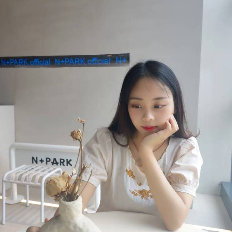 temper😊-浙江省·杭州市·萧山区--接寄拍送拍,买家秀,会P图,可以***推广
身高:164CM
体重:52KG