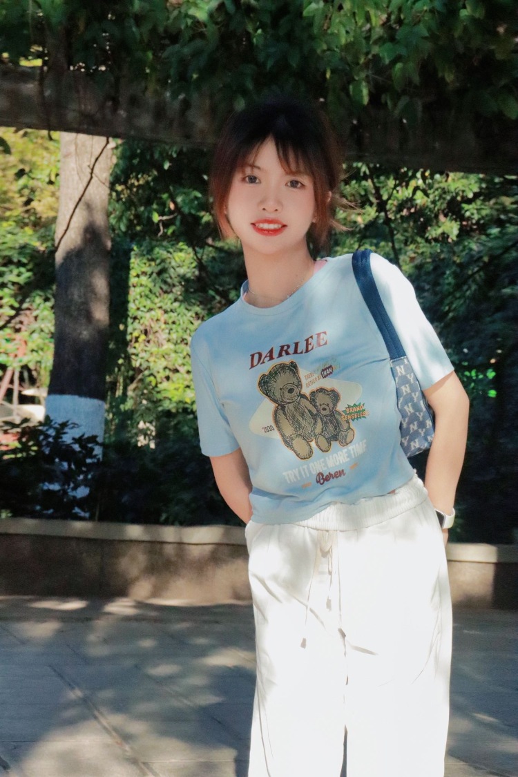 我怎么又生病了-云南省·昆明市·五华区-抖音：彬彬代小朋友-接寄拍会拍照有相机拍摄会修图价格好商量 寄拍找我！！目前放假期间时间自由！
