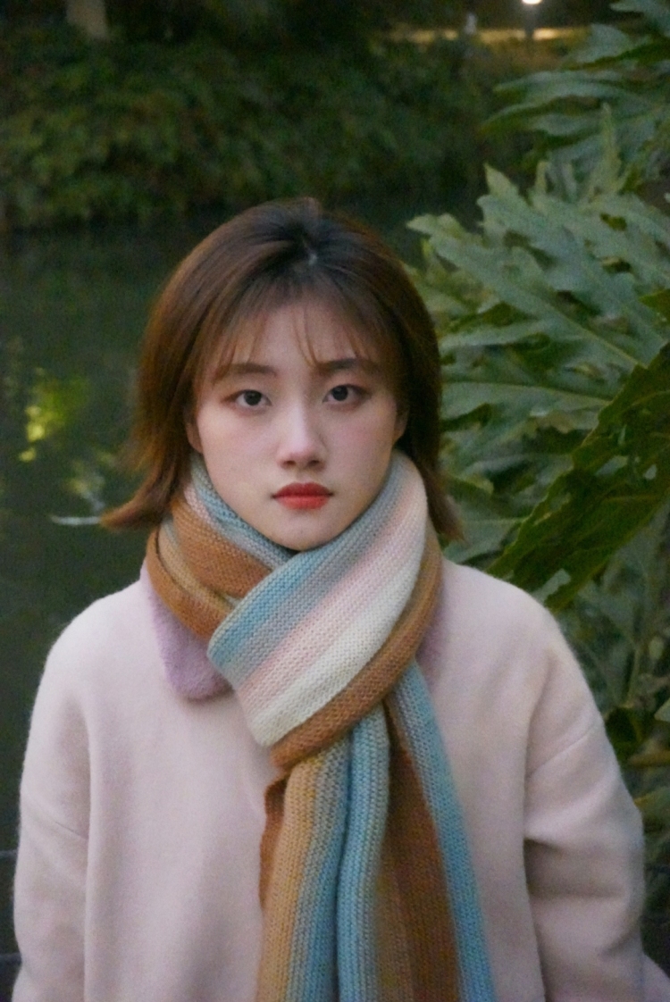 智慧女孩要秃头👧-四川省·成都市·青羊区-抖音-最近很闲  没有经验  喜欢拍照
身高155cm.
体重44kg.