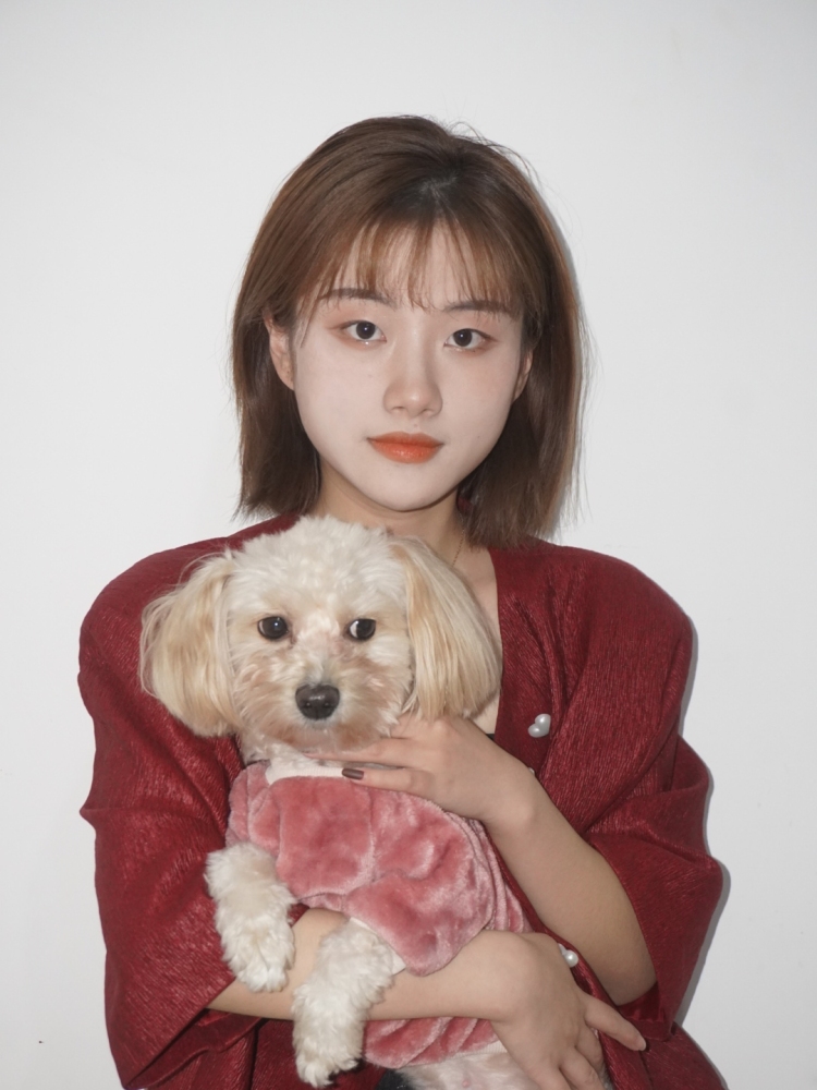 智慧女孩要秃头👧-四川省·成都市·青羊区-抖音-最近很闲  没有经验  喜欢拍照
身高155cm.
体重44kg.