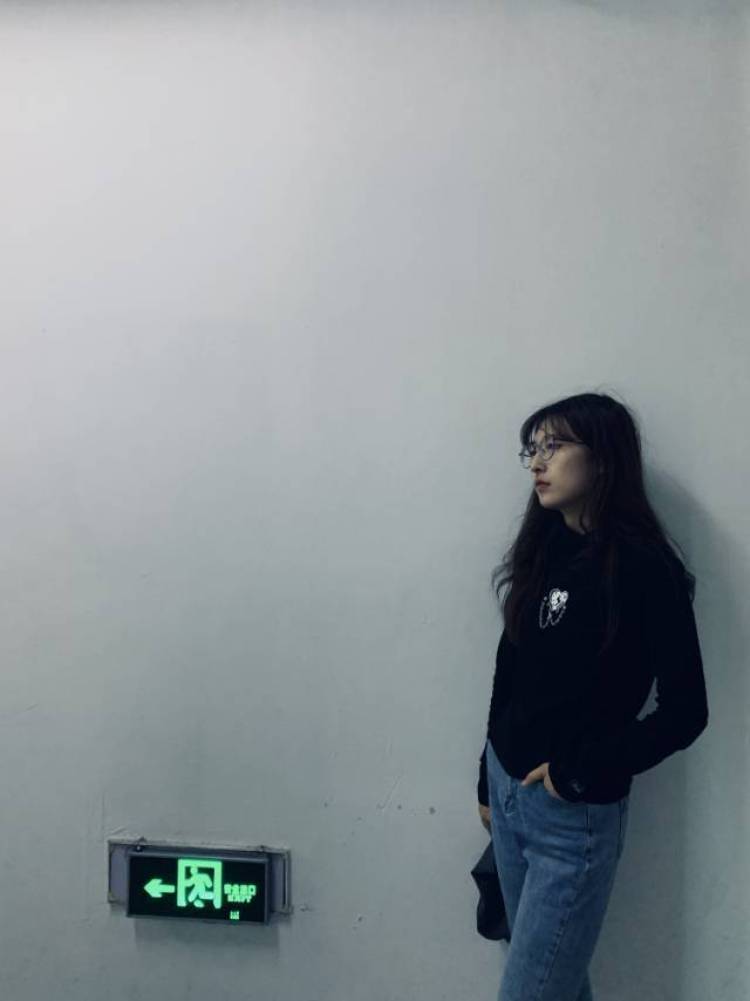 煜💜-黑龙江省·大庆市·让胡路区-抖音-一名大学生，接寄拍 淘宝APP，试穿，短视频创作 带货 种草笔记创作等等