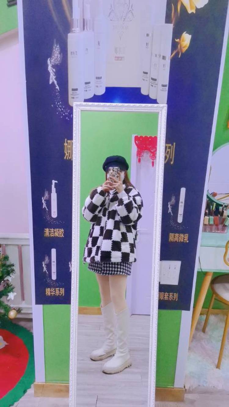 八年后-内蒙古自治区·呼和浩特市·新城区-抖音-大家好!
接寄拍 送拍
饰品 衣服 包包 日用品都可
身高158
体重 50