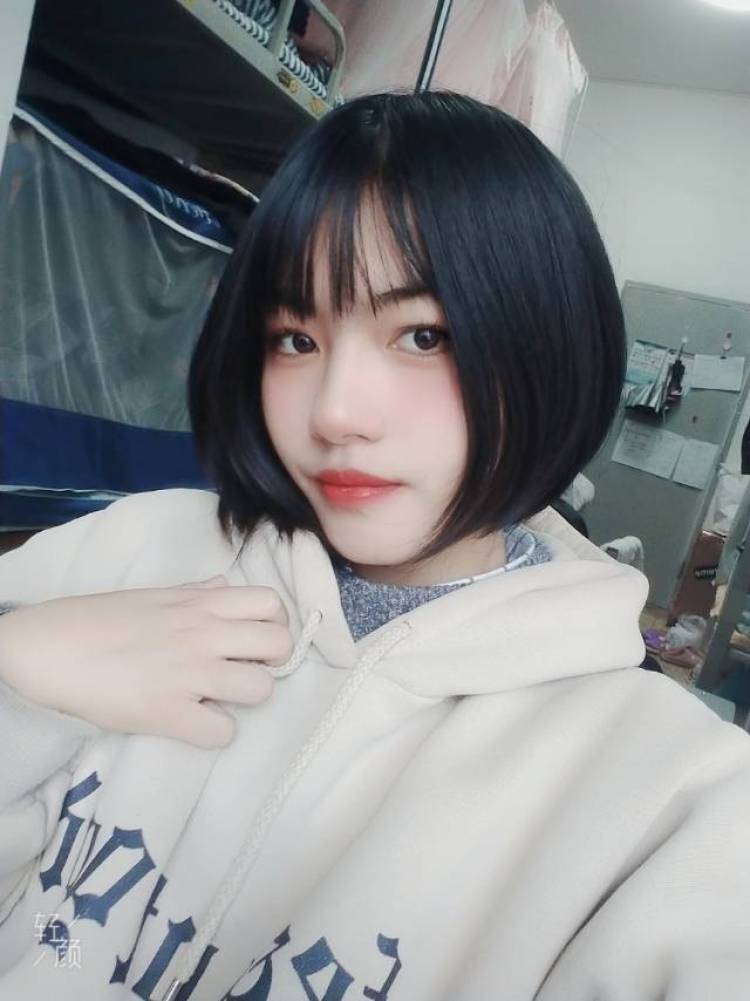 乔幽-云南省·文山壮族苗族自治州·丘北县--可以拍摄服装视频发布账号推广，接寄拍，寄拍衣服可以拍视频发布社交账号，有过寄拍经验