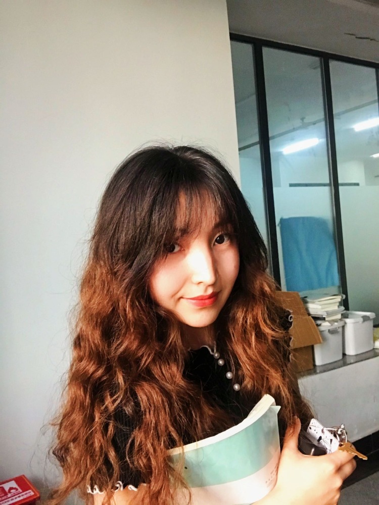 努尔曼古力-新疆维吾尔自治区·巴音郭楞蒙古自治州·库尔勒市-抖音|快手500-大家好!
接寄拍
饰品 衣服 包包 日用品都可
身高160
体重 110
坐标:新疆
年龄:19