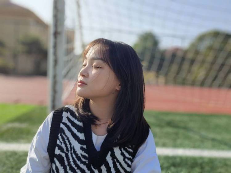 宛菀-四川省·眉山市·东坡区-抖音,***-在校大学生~是个甜美风的妹纸啦!
各位商家大大看眼缘找我合作嗷!
会p图会剪视频会拍照会化妆!
咱们就是说想多接美妆类开箱测评种草以及买家秀呀!!
人很热情开朗的啦~
广泛接单!