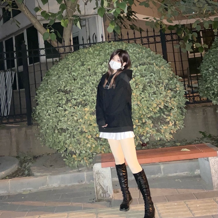 奶兔.-北京市·北京市·顺义区--接寄拍and送拍
本人身高171 体重:55kg
小红🍠 淘宝 PDD都🉑️
衣服 鞋子 包包 首饰 美瞳 都接
会p图 出图快!