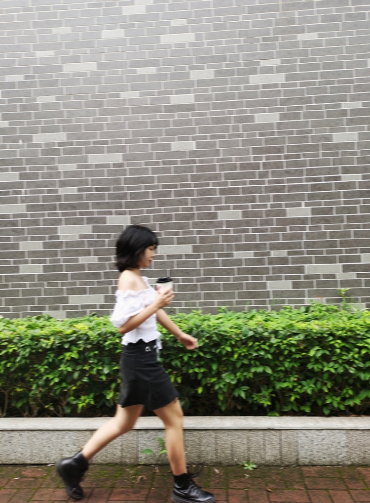 Augenstern-湖南省·岳阳市·华容县-抖音-喜欢拍照 会ps 擅长穿搭
长相甜美  适合日系韩系风
诚信合作 认真负责 快来联系我吧！