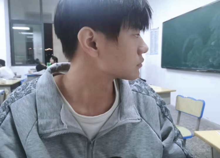 周-福建省·龙岩市·新罗区-快手 抖音-可以做模特
可以寄拍 送拍
职业:学生
身高:170
体重:108
坐标:龙岩