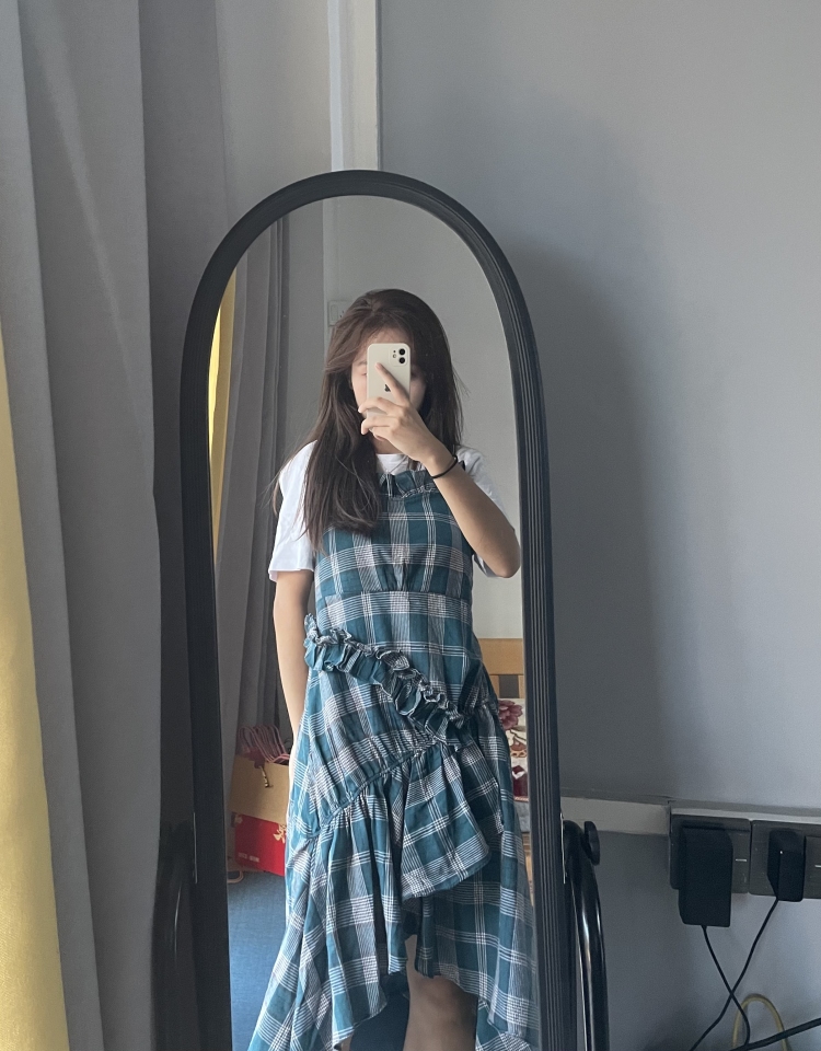 椰-广东省·东莞市·石龙镇--身高:168
体重:115
接:买家秀,饰品,服装寄拍等
喜欢对镜拍,服装类可以找我