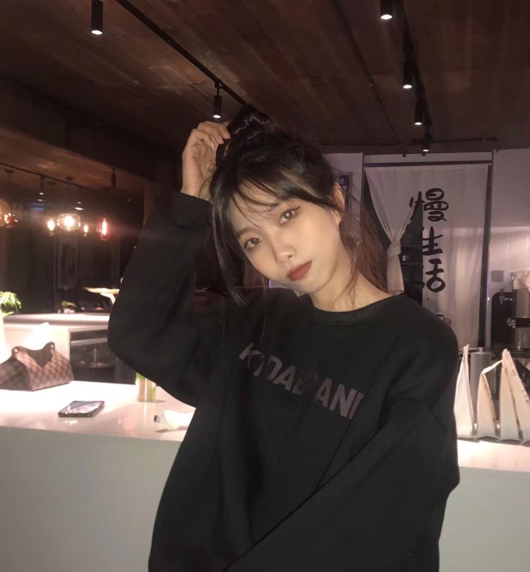 糖果草莓🍓-福建省·福州市·闽侯县-每天都好困/啥糖果?-大家好!
可接寄拍送拍,买家秀,探店打卡,会修点图,喜欢化妆,尝试不同风格
身份:素人
年龄:20
身高:164cm
体重: 46kg
坐标:福建省福州市闽侯县
#创业者# #网红# #kol#