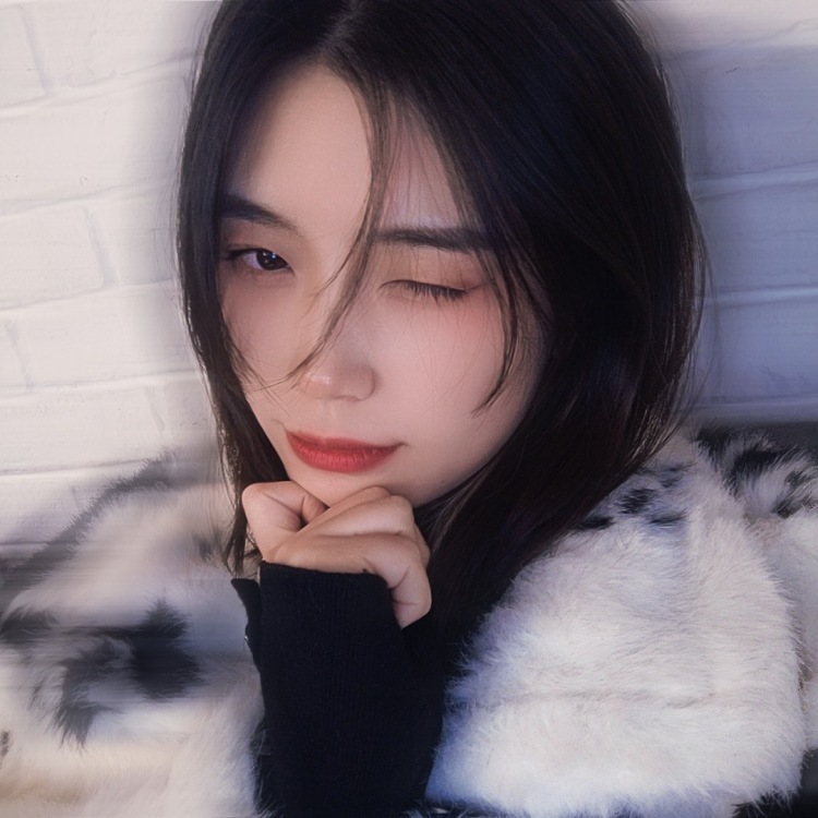 可可-江苏省·无锡市·江阴市-抖音 ***-喜欢拍照片，接寄拍
服装配饰均可，可尝试不同风格
身高166/体重96斤
坐标：无锡