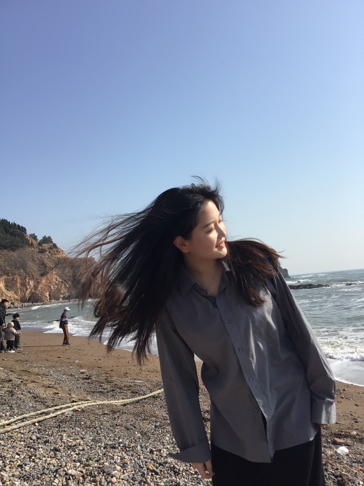 小清.-山东省·青岛市·胶州市-抖音 微博 ***-身高165 体重105
喜欢拍照 探店 接服装 美瞳拍摄 化妆品测评等等 佣金可协调商议