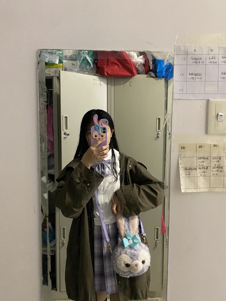 人间可爱-山东省·临沂市·兰山区--爱好摄影，修图，买好多好看的衣服，身高157cm，体重100斤左右浮动。想找商家合作接拍，喜欢的可长期合作。拍到商家满意（只接正常衣服！！！都是成年人了明白正常衣服的意思叭。另外饰品包包都可）