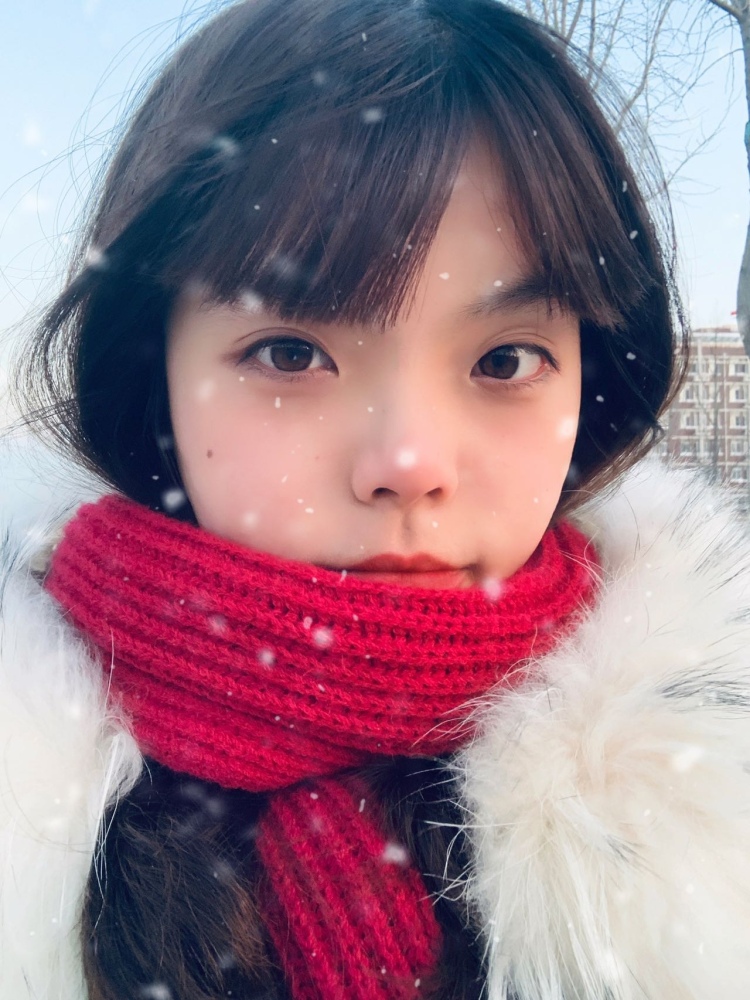 許芳芳_-河南省·许昌市·鄢陵县-快手 抖音-可接衣服寄拍 买家秀 开箱视频等等~
本人学生 有可空余的时间 双子座