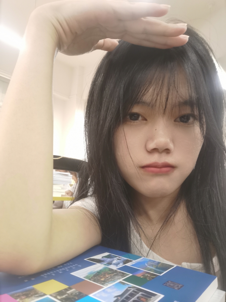 NN-贵州省·贵阳市·花溪区-抖音 *** 微博-目前是大学生大学在读,形象气质佳。擅长唱歌,曾获得十佳歌手称号。会拍照,会p图。接寄拍包括衣服饰品包包等等。