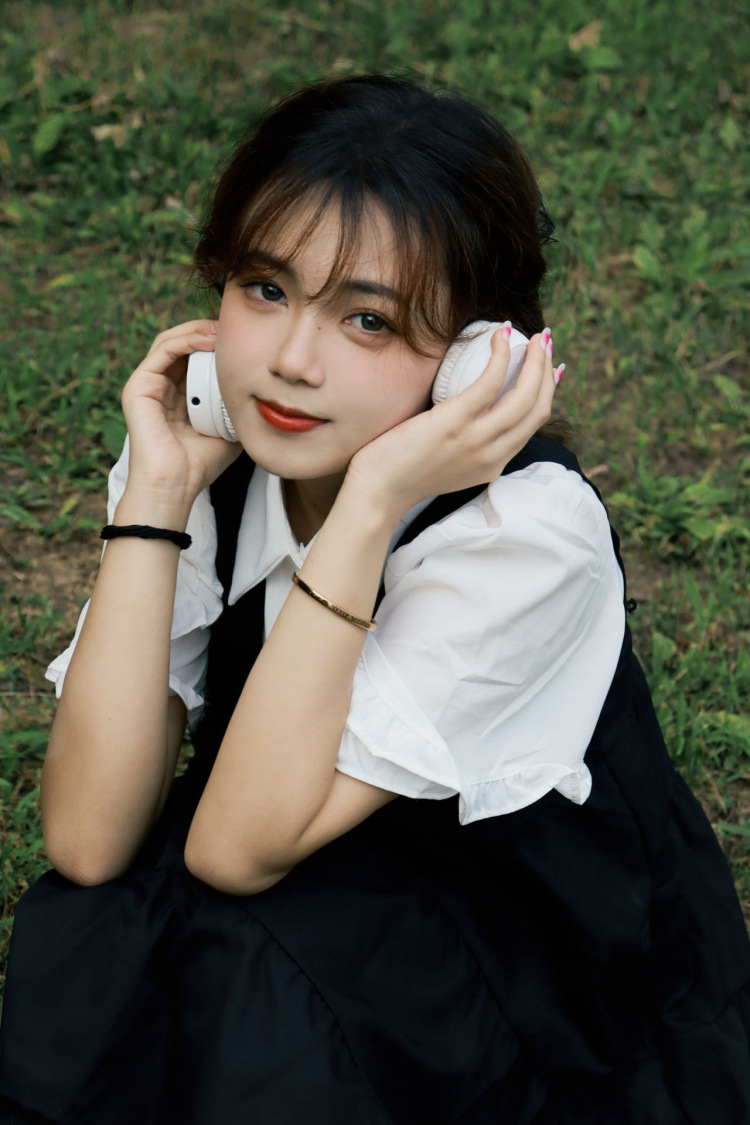 哭哭小瑶-辽宁省·沈阳市·浑南区-抖音 *** 微博-大家好!我是:哭哭小瑶
美瞳 化妆品 衣服饰品都可以
时间自由 出图快 接受重拍
年龄20
身高158
体重90斤
艺名:哭哭小瑶
坐标:辽宁省·沈阳市·浑南区
#沈阳市# #学生# #网红# #博主