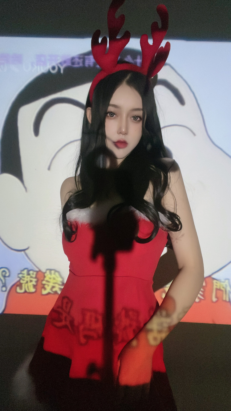 大耳朵图图-广西壮族自治区·南宁市·良庆区--身高165 体重50kg
风格多变
鞋子 包包 美妆 服装都可接