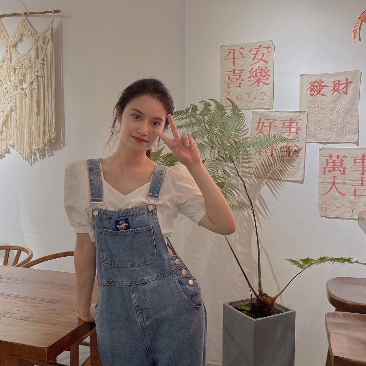 金鱼-广东省·汕头市·金平区-*** -接寄拍 服装什么的都可以 有礼貌脾气好 身高164 体重94