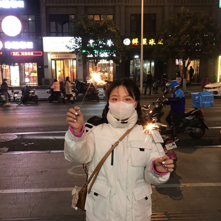 猪猪侠-河南省·安阳市·林州市--买家秀,测评,种草等
🉑️接服饰,美妆,美瞳,日用品等
150小个子