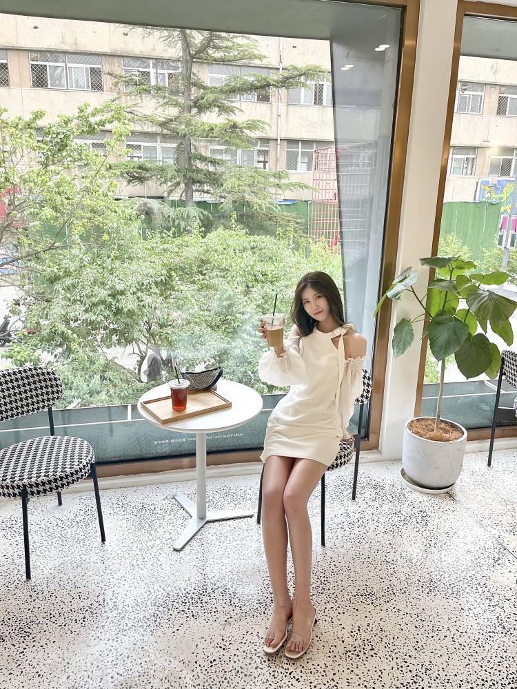 Xuan呐🌼-北京市·北京市·朝阳区--大家好!素人一枚随便拍拍
接寄拍 探店
饰品 衣服 包包 日用品都可 自己平时喜欢拍照 修图
身高168
体重 92
坐标:北京