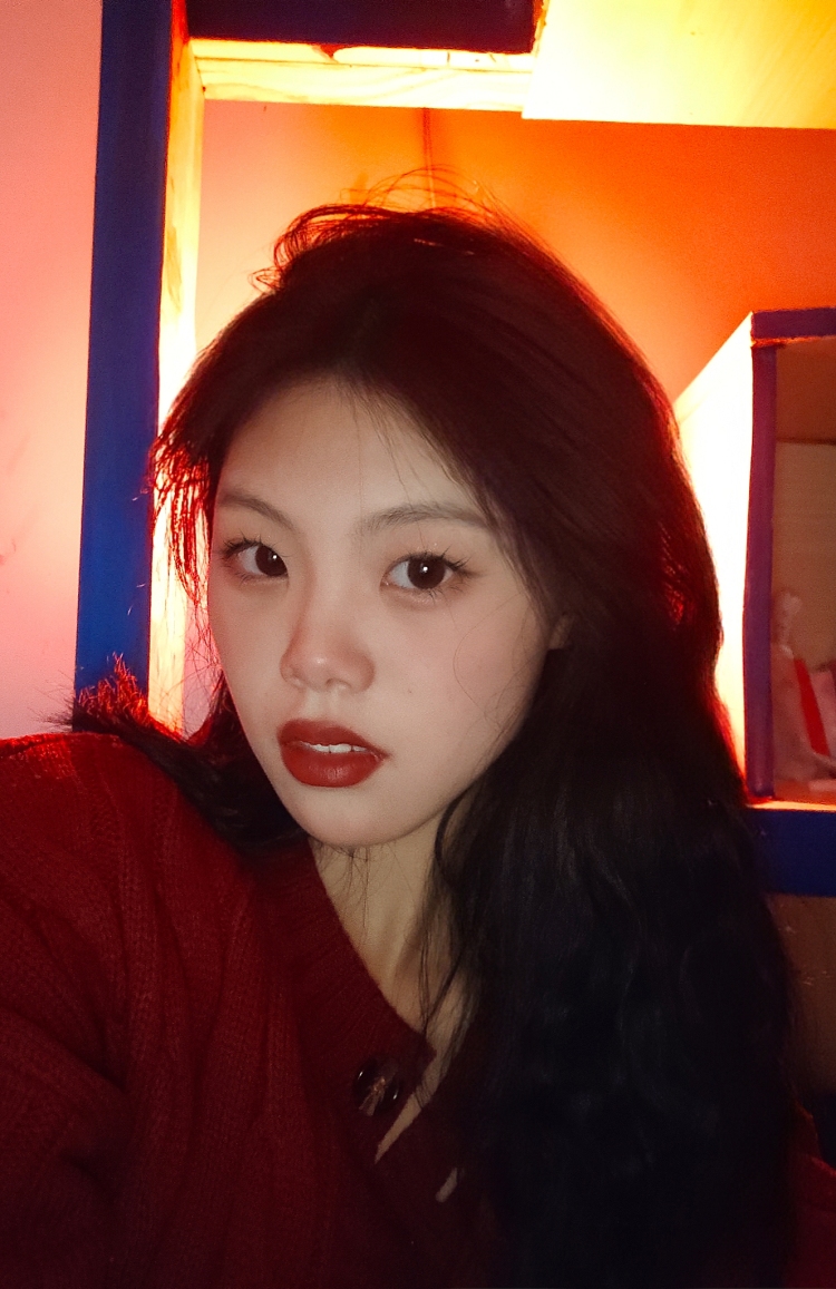 旱稻田杉子姐-贵州省·黔西南布依族苗族自治州·普安县-酸奶烧仙草-接衣服,彩妆,日用品等寄拍
身高160厘米
体重90斤
腰细,身材好
会修图,可根据产品搭配范围感
能驾驭多种风格