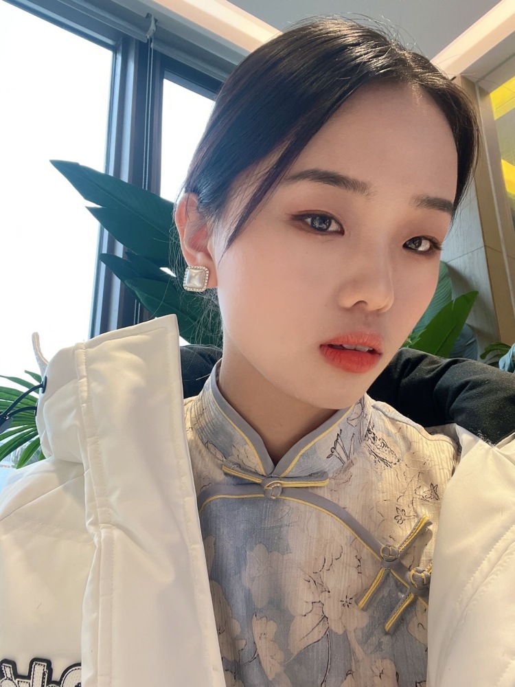 马姣姣-江苏省·无锡市·锡山区-抖音,微博,***-时间较自由,
可接寄拍送拍,买家秀,会修点图
身份:素人
年龄:23
身高:168CM
体重:51KG
坐标:江苏省·无锡市