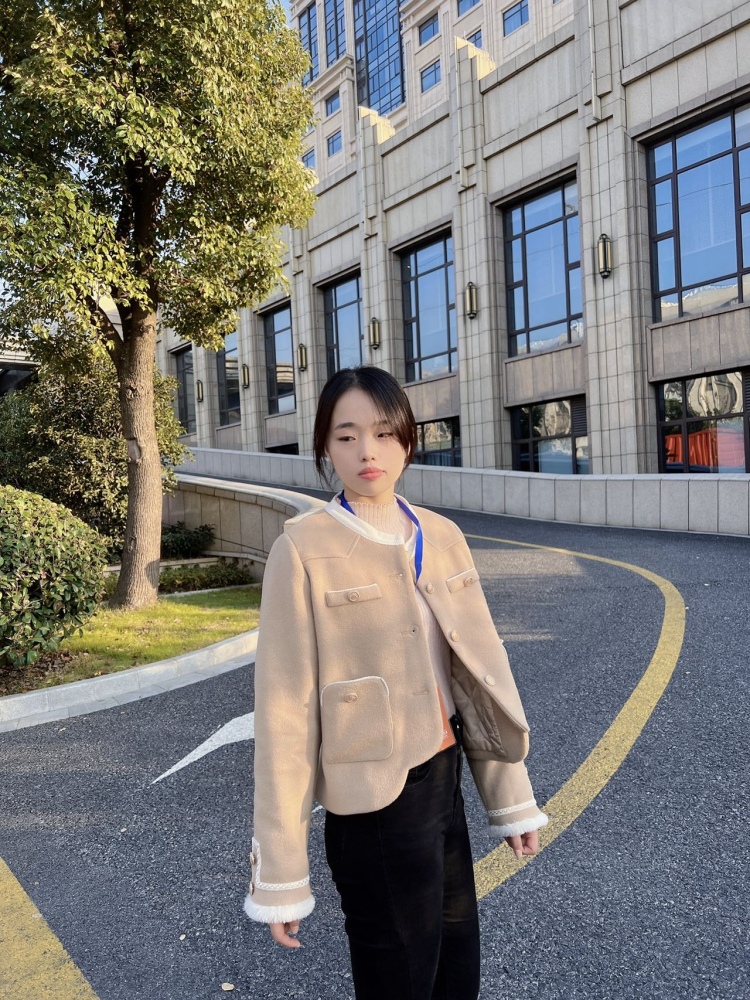 马姣姣-江苏省·无锡市·锡山区-抖音,微博,***-时间较自由,
可接寄拍送拍,买家秀,会修点图
身份:素人
年龄:23
身高:168CM
体重:51KG
坐标:江苏省·无锡市