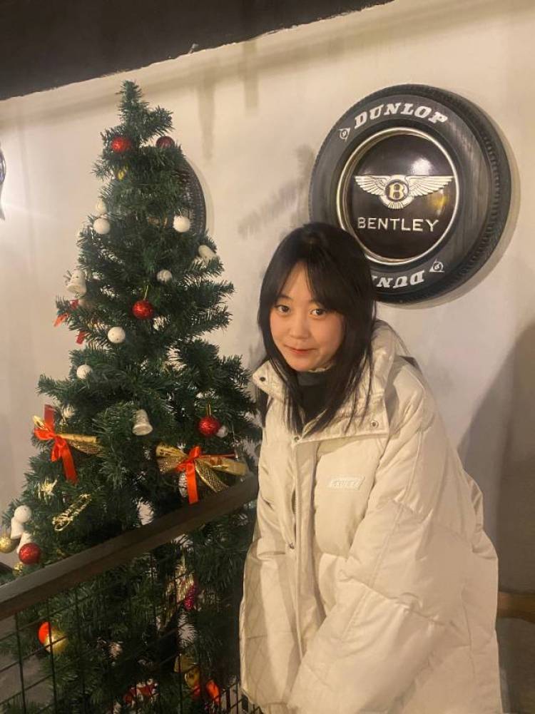 轩小马🦄-陕西省·铜川市·王益区-抖音 快手 ***-跳舞 学生 会p图 会拍照 体态好素质良好 在读高中 衣品好