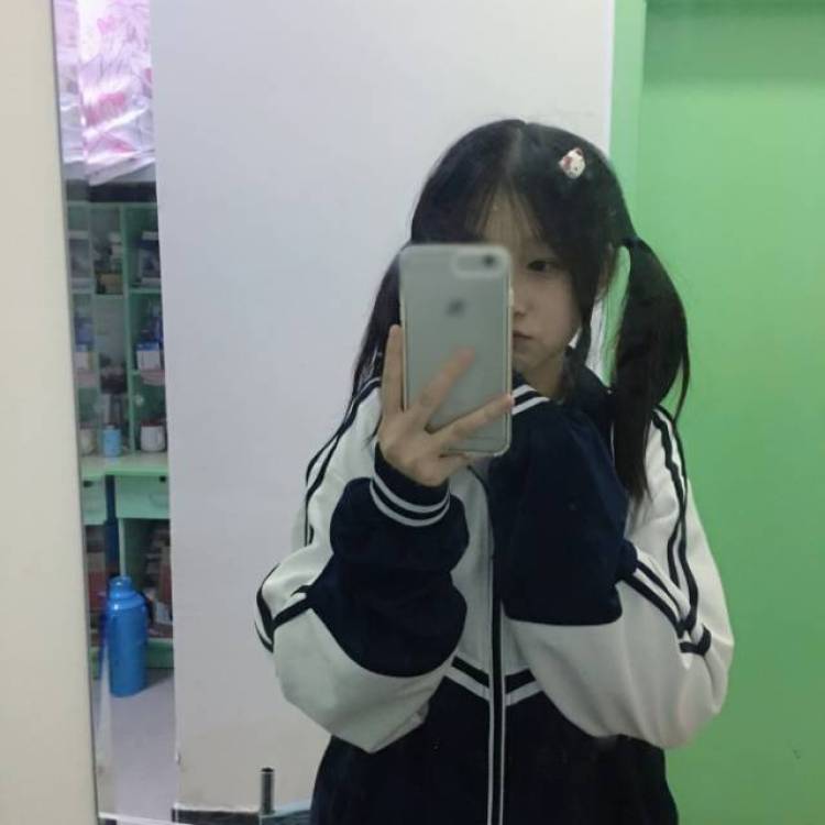 睡觉-安徽省·黄山市·祁门县--这里是星星 接寄拍 买家秀 种草姬都可以
服装包包鞋子什么的都可以的
身高:162 体重:90斤