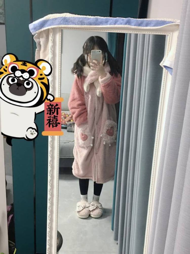 睡觉-安徽省·黄山市·祁门县--这里是星星 接寄拍 买家秀 种草姬都可以
服装包包鞋子什么的都可以的
身高:162 体重:90斤