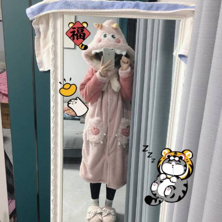 睡觉-安徽省·黄山市·祁门县--这里是星星 接寄拍 买家秀 种草姬都可以
服装包包鞋子什么的都可以的
身高:162 体重:90斤
